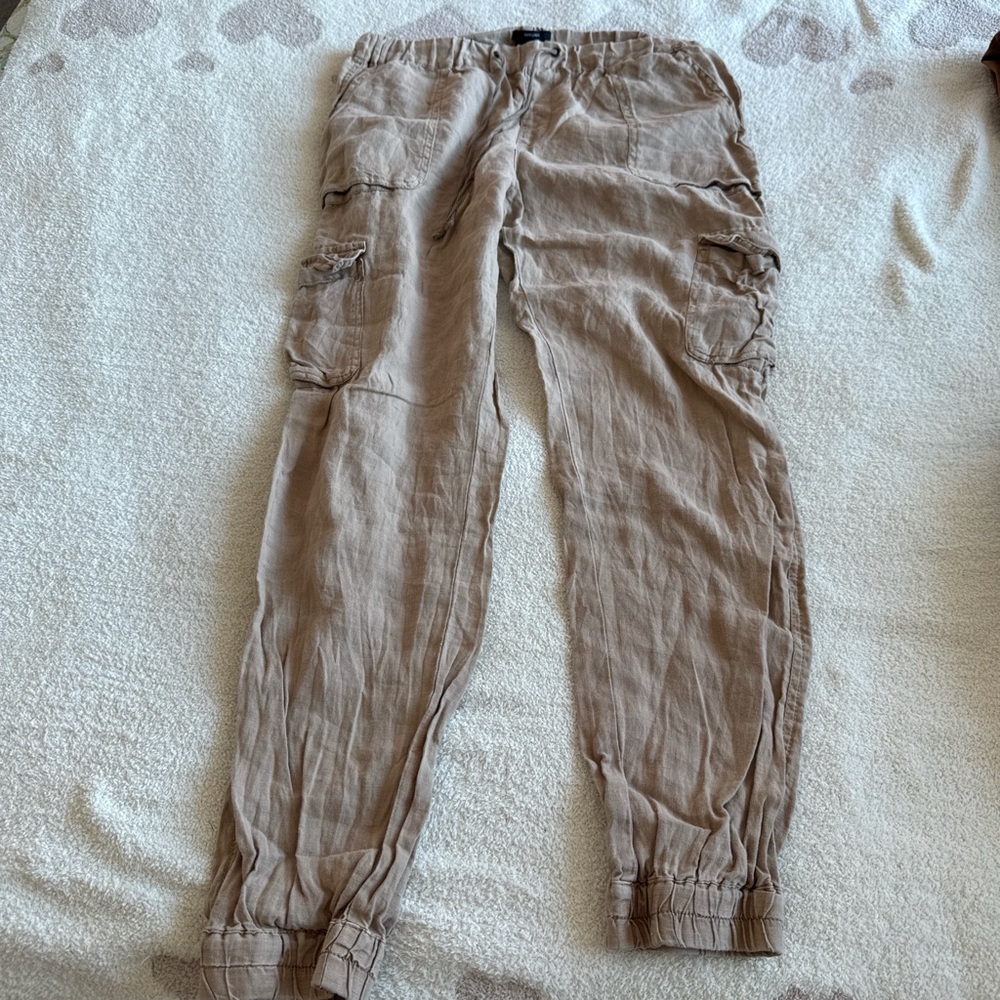 Women’s Tan Cargo Pants
